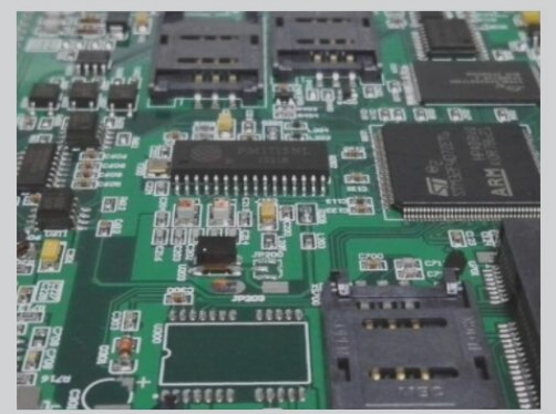 Design of High-Speed Signal Traces in PCBs